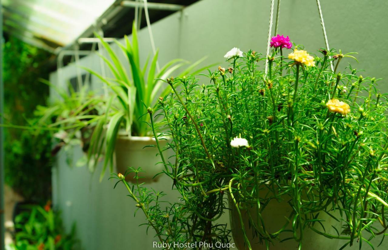 Ruby Phu Quoc Hostel מראה חיצוני תמונה