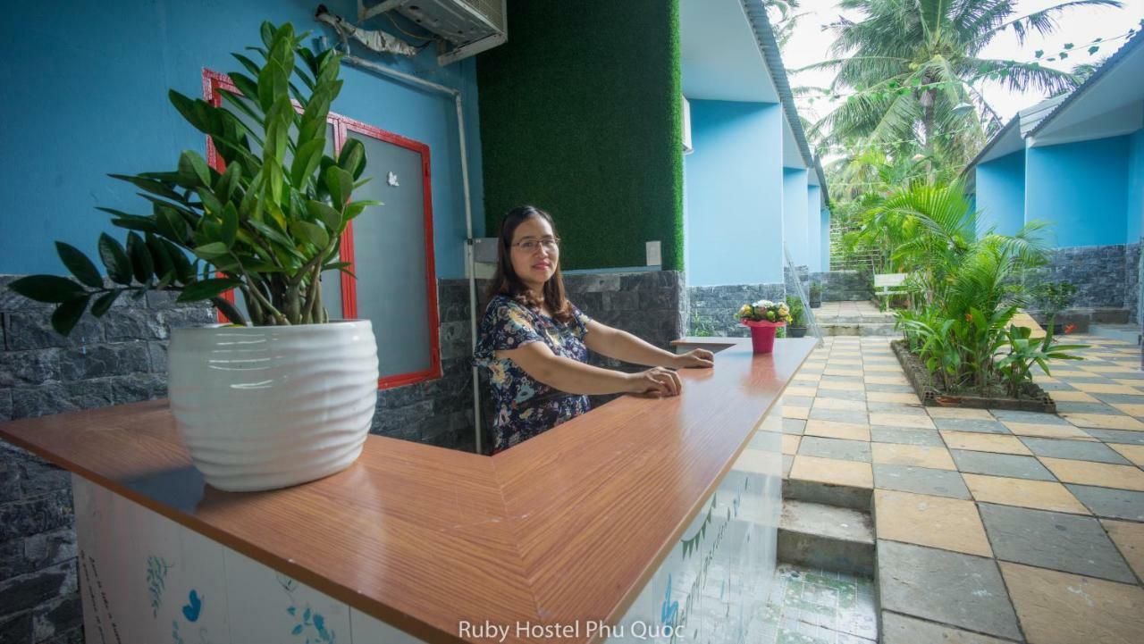Ruby Phu Quoc Hostel מראה חיצוני תמונה