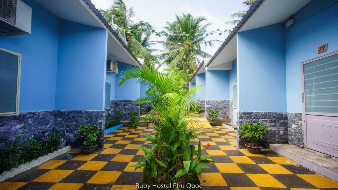 Ruby Phu Quoc Hostel מראה חיצוני תמונה