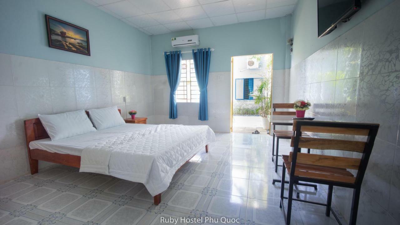 Ruby Phu Quoc Hostel מראה חיצוני תמונה