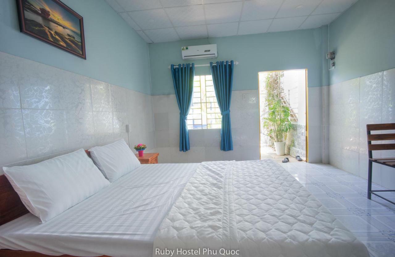 Ruby Phu Quoc Hostel מראה חיצוני תמונה