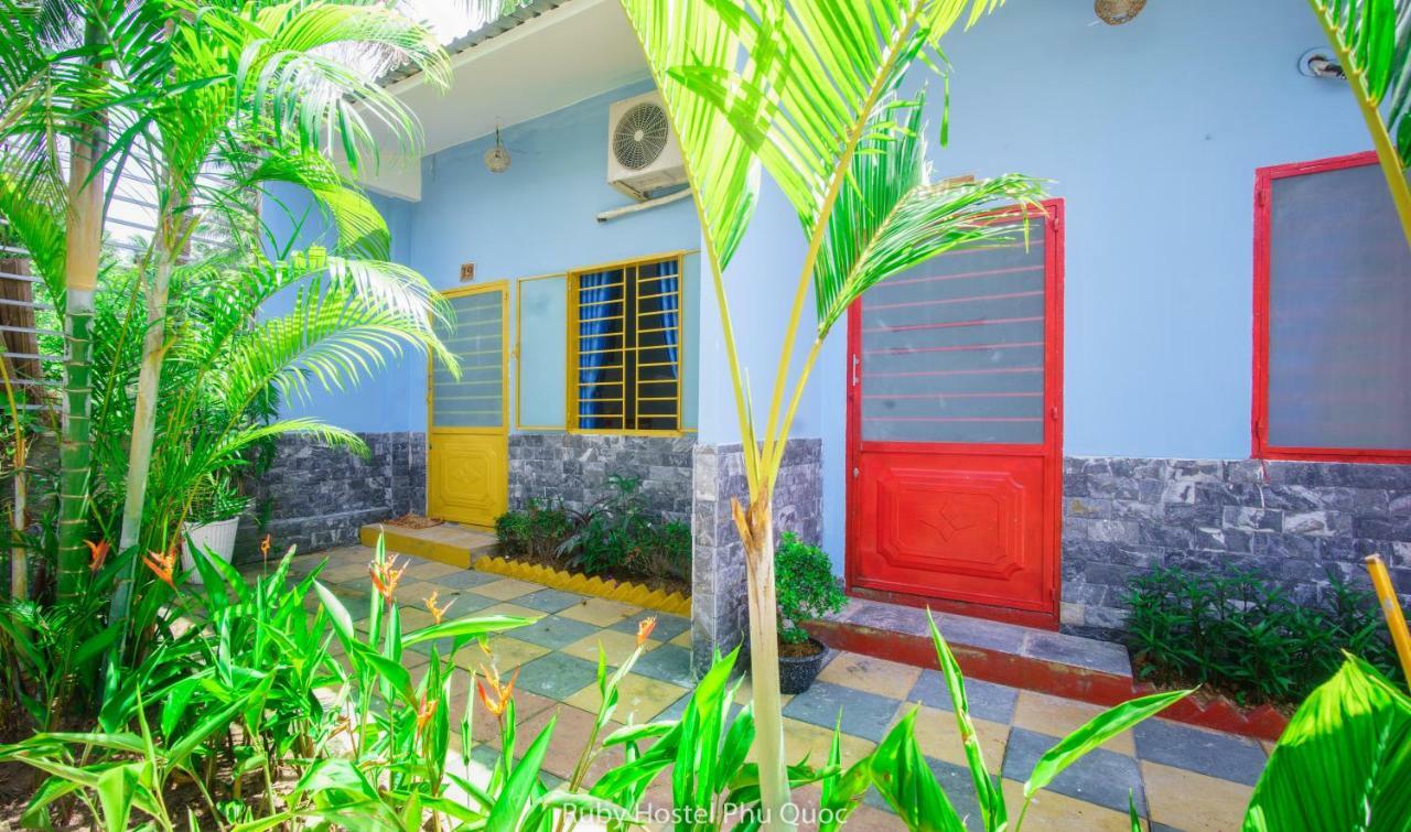Ruby Phu Quoc Hostel מראה חיצוני תמונה