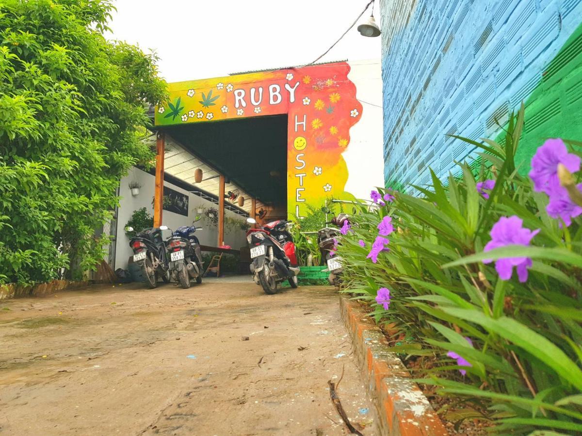 Ruby Phu Quoc Hostel מראה חיצוני תמונה
