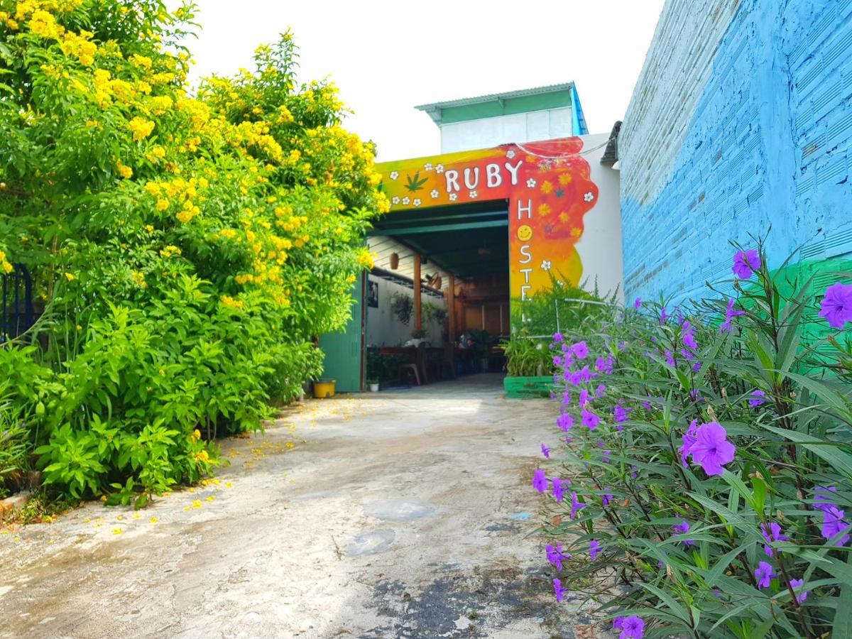 Ruby Phu Quoc Hostel מראה חיצוני תמונה