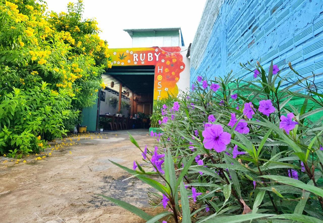 Ruby Phu Quoc Hostel מראה חיצוני תמונה